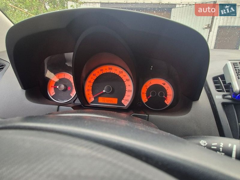 Хэтчбек Kia Ceed 2008 в Чугуеве