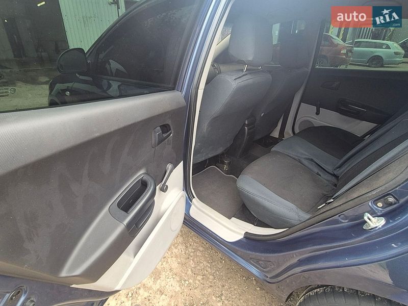 Хэтчбек Kia Ceed 2008 в Чугуеве