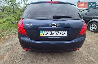 Хэтчбек Kia Ceed 2008 в Чугуеве