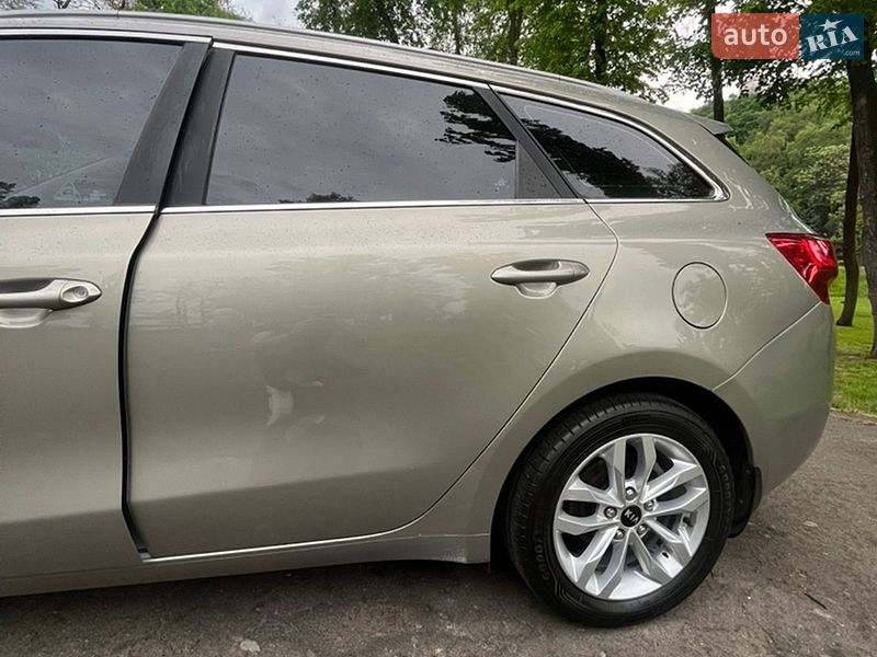 Универсал Kia Ceed 2017 в Киеве