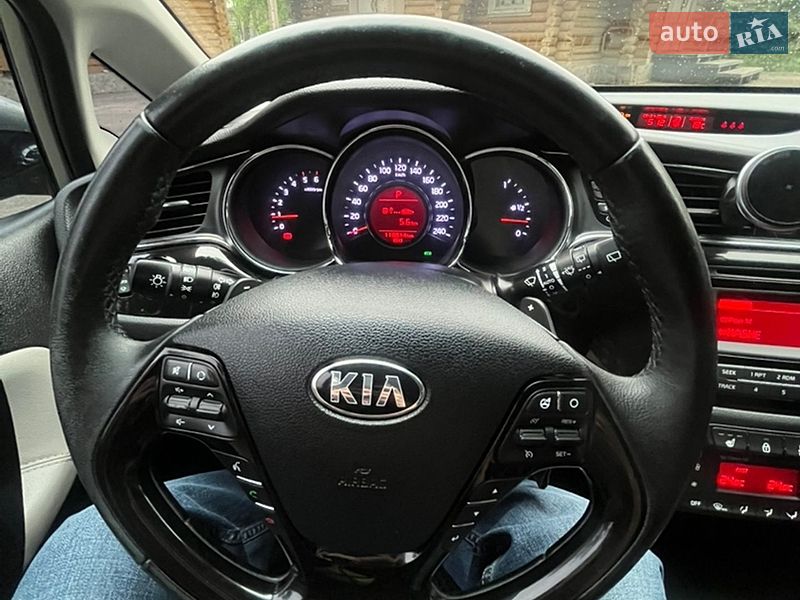 Универсал Kia Ceed 2017 в Киеве