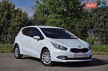 Хетчбек Kia Ceed 2014 в Хмельницькому