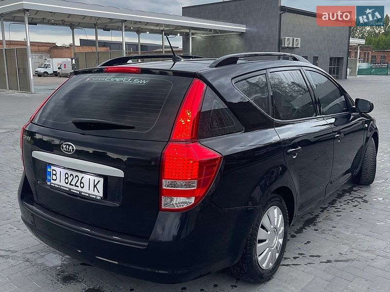 Универсал Kia Ceed 2009 в Лубнах