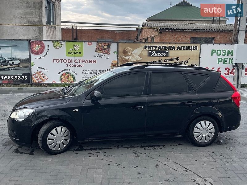 Универсал Kia Ceed 2009 в Лубнах