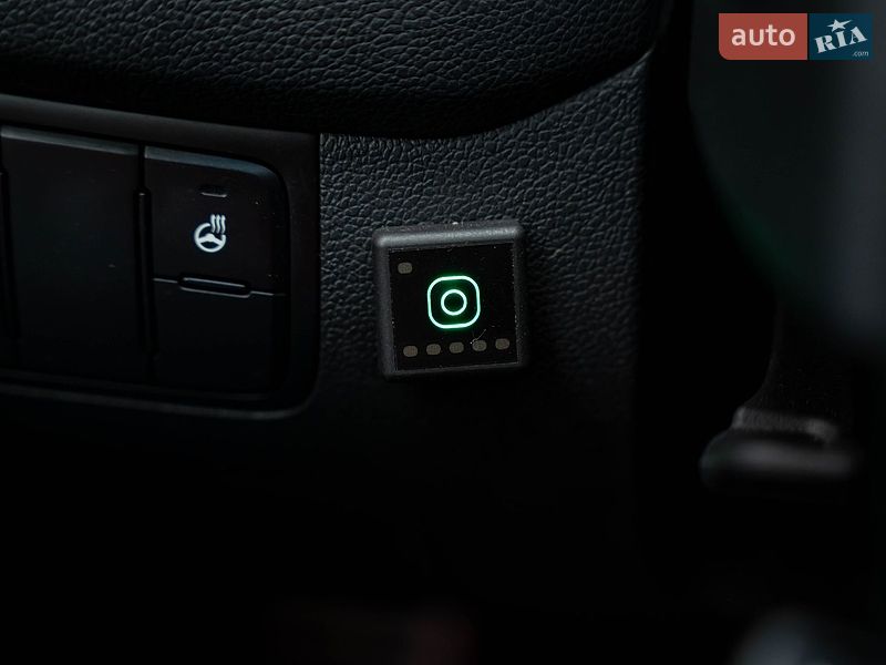 Хэтчбек Kia Ceed 2012 в Киеве