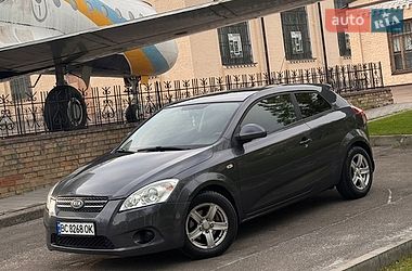 Хетчбек Kia Ceed 2008 в Києві