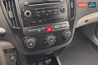 Хетчбек Kia Ceed 2008 в Києві