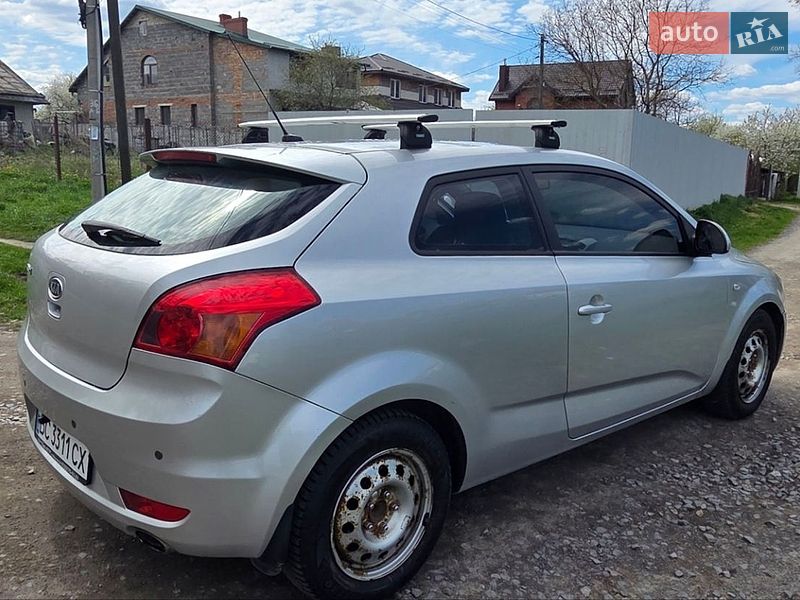 Хетчбек Kia Ceed 2008 в Львові