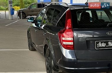 Универсал Kia Ceed 2007 в Запорожье
