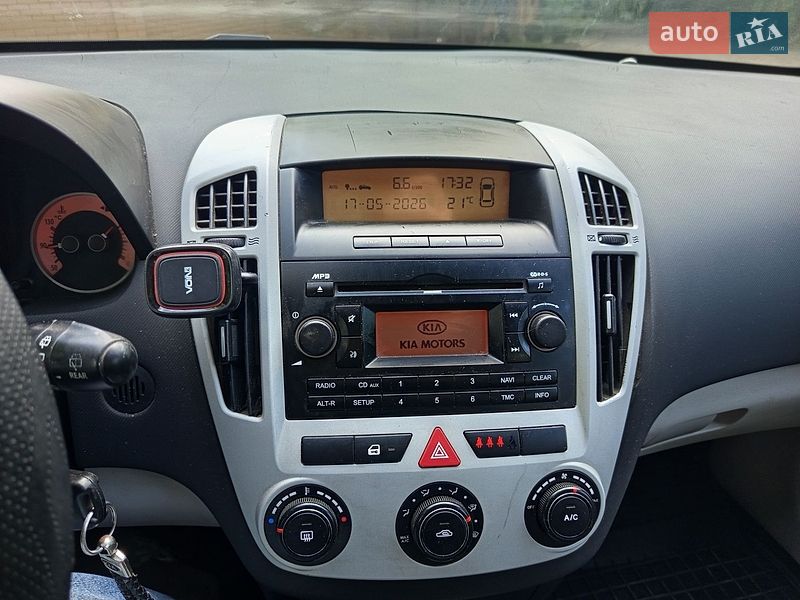 Универсал Kia Ceed 2008 в Хмельницком