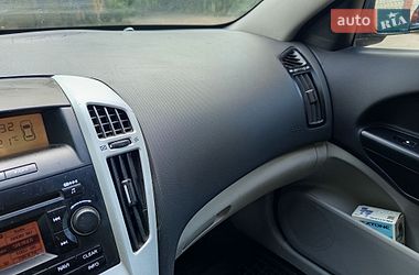 Универсал Kia Ceed 2008 в Хмельницком