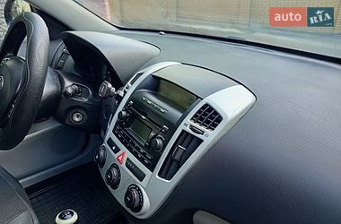 Универсал Kia Ceed 2008 в Хмельницком