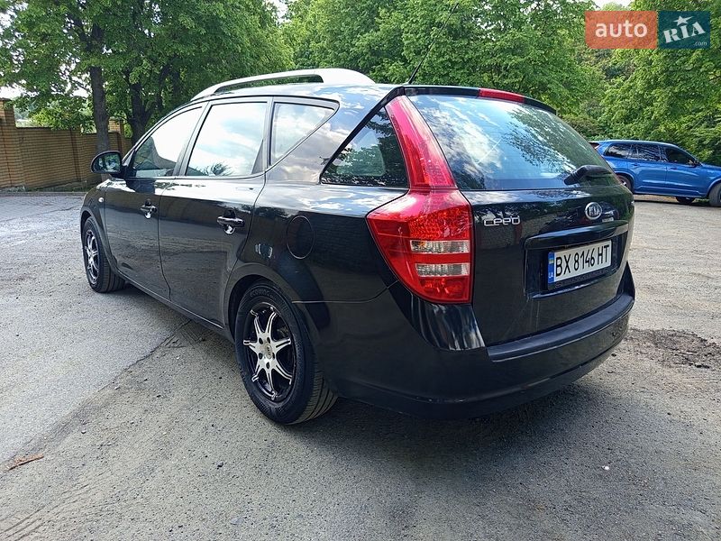 Универсал Kia Ceed 2008 в Хмельницком