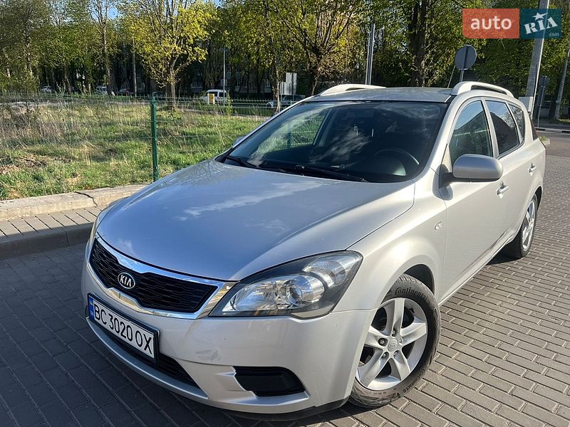 Универсал Kia Ceed 2010 в Ровно фото 7 Универсал Kia Ceed 2010 в Ровно