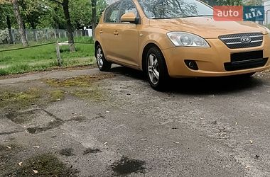 Хетчбек Kia Ceed 2008 в Києві
