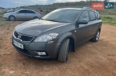 Универсал Kia Ceed 2010 в Николаеве