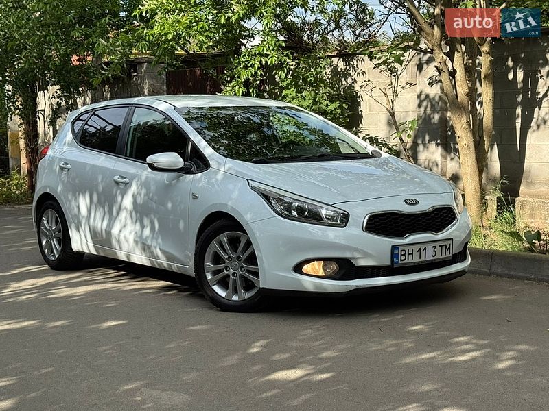 Хетчбек Kia Ceed 2013 в Одесі