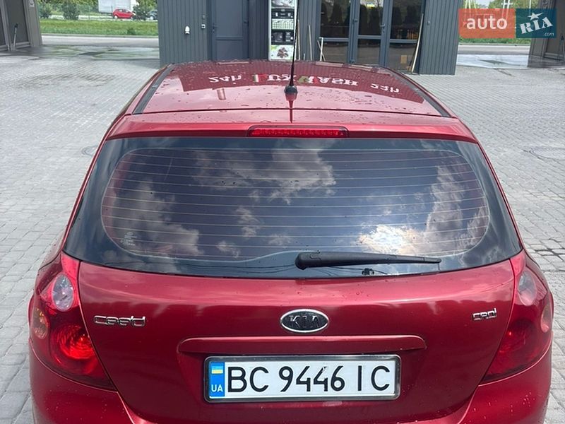 Хэтчбек Kia Ceed 2008 в Львове