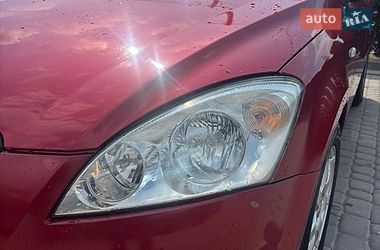 Хэтчбек Kia Ceed 2008 в Львове