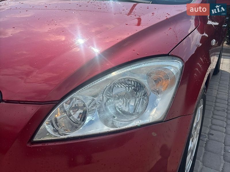 Хэтчбек Kia Ceed 2008 в Львове