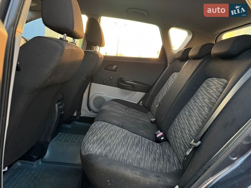 Хетчбек Kia Ceed 2008 в Києві
