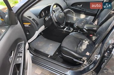 Универсал Kia Ceed 2010 в Полтаве