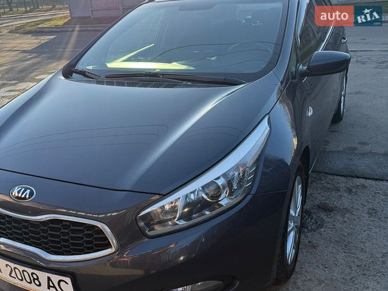 Универсал Kia Ceed 2013 в Киеве