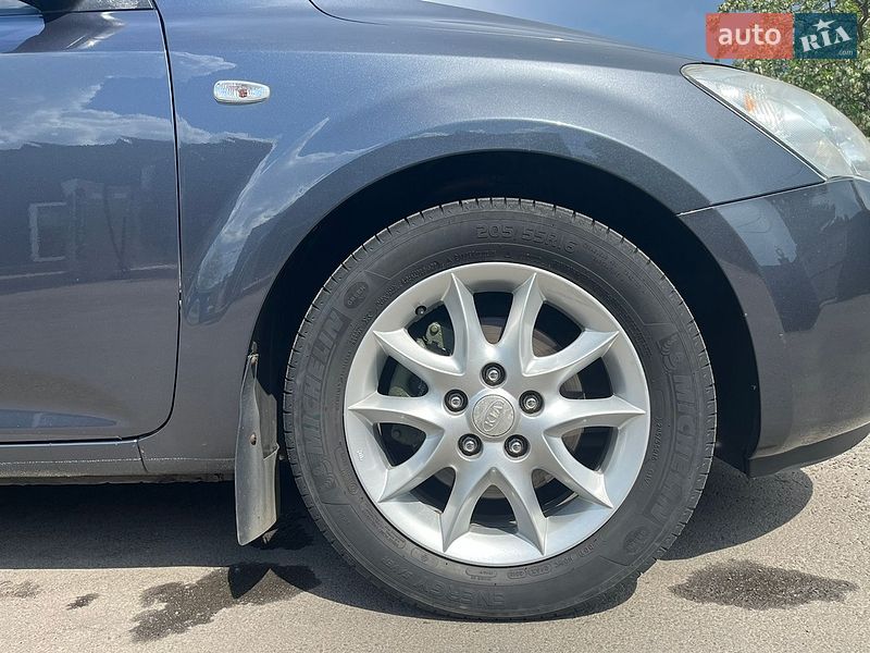 Универсал Kia Ceed 2007 в Полтаве
