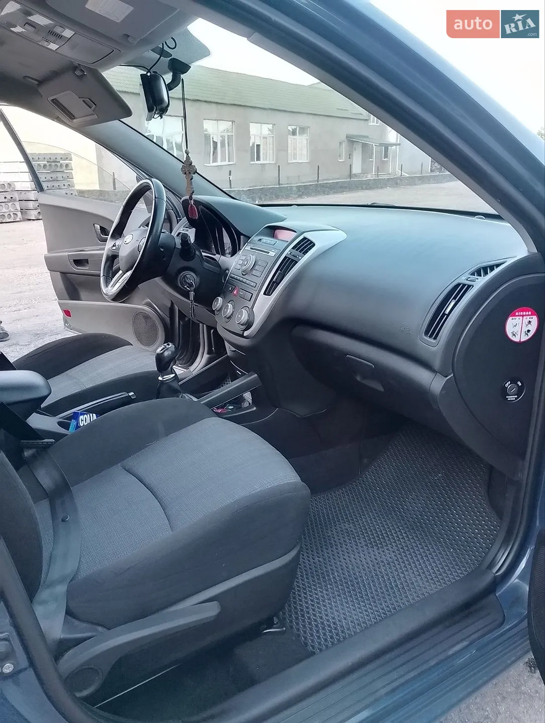 2010 Kia Cee'd - мініатюра 7