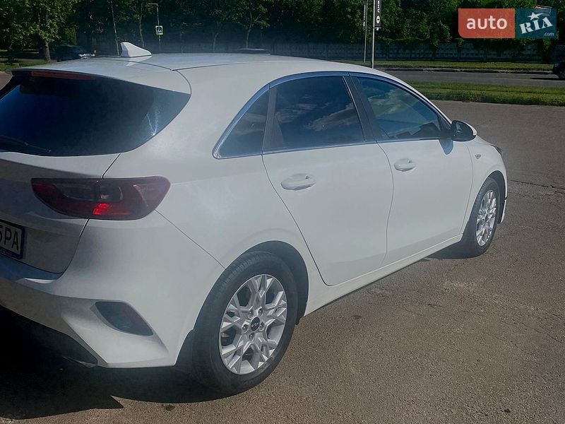Хэтчбек Kia Ceed 2022 в Львове