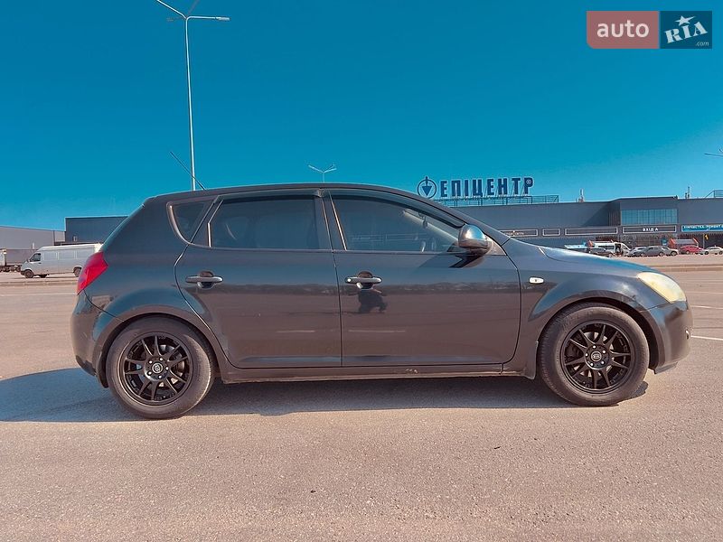 Хэтчбек Kia Ceed 2008 в Днепре фото 3 Хэтчбек Kia Ceed 2008 в Днепре
