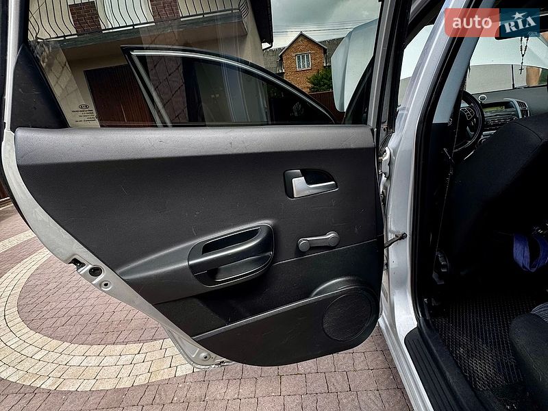 Хетчбек Kia Ceed 2008 в Львові