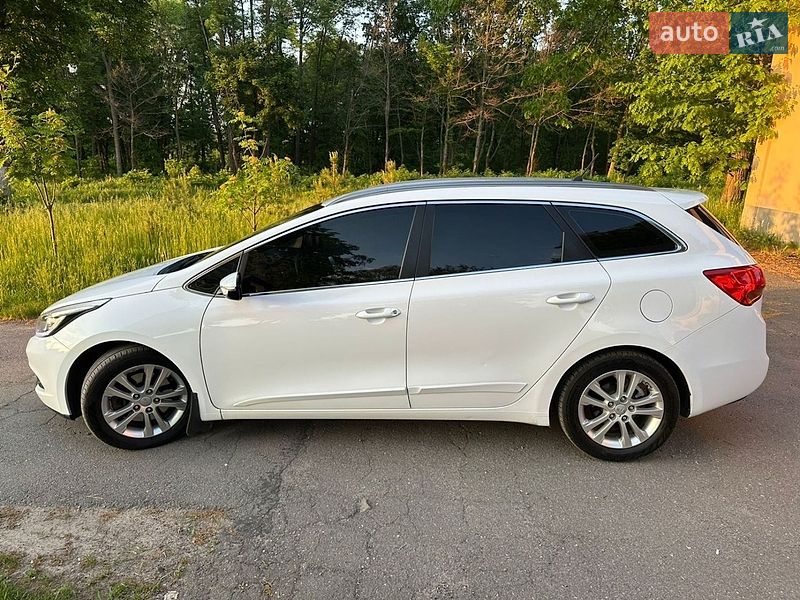 Универсал Kia Ceed 2013 в Звенигородке