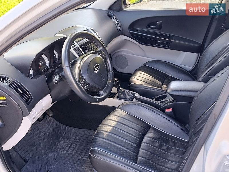 Универсал Kia Ceed 2009 в Виннице