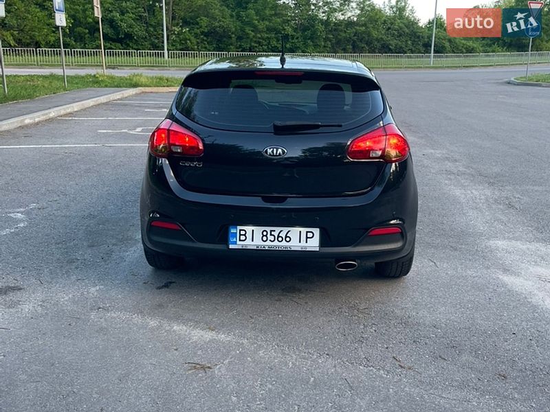 Хэтчбек Kia Ceed 2013 в Полтаве