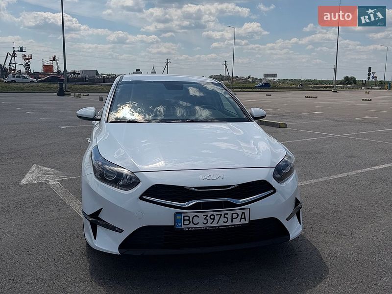 Хетчбек Kia Ceed 2022 в Львові