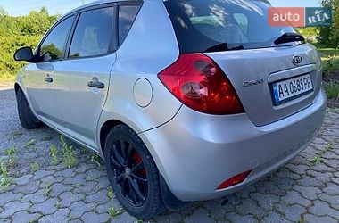 Хэтчбек Kia Ceed 2007 в Ярмолинцах