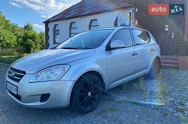 Хэтчбек Kia Ceed 2007 в Ярмолинцах