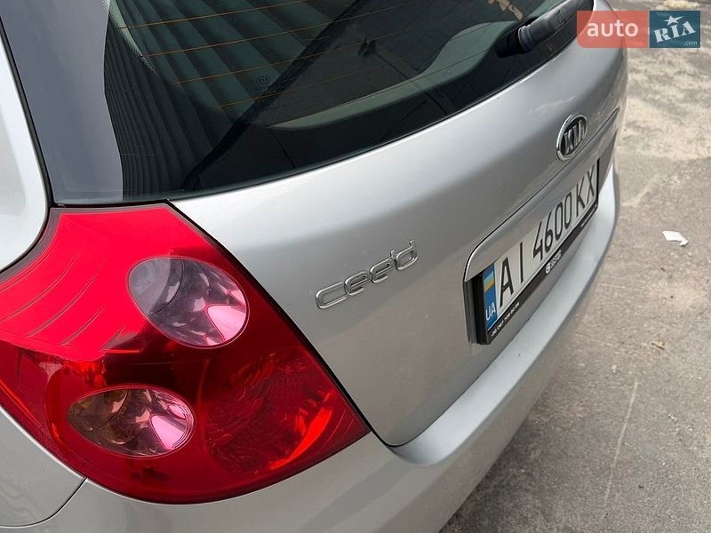 Хетчбек Kia Ceed 2008 в Києві