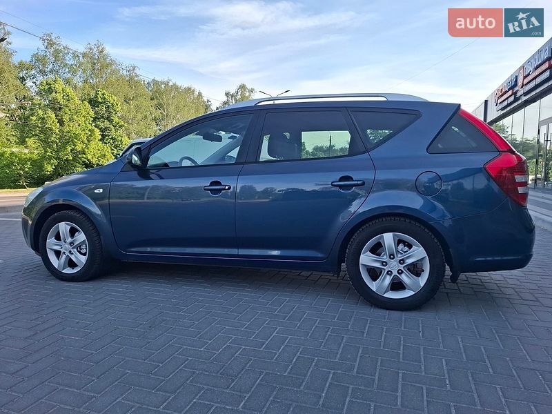 Універсал Kia Ceed 2009 в Луцьку