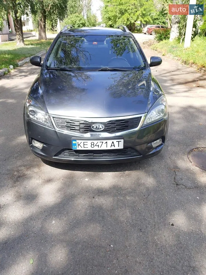 2010 Kia Cee'd - мініатюра 25