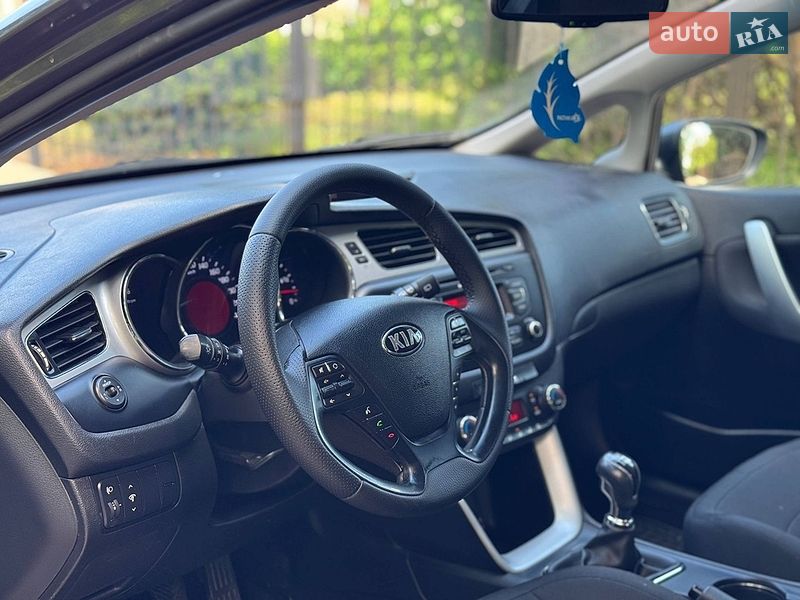 Универсал Kia Ceed 2012 в Тернополе
