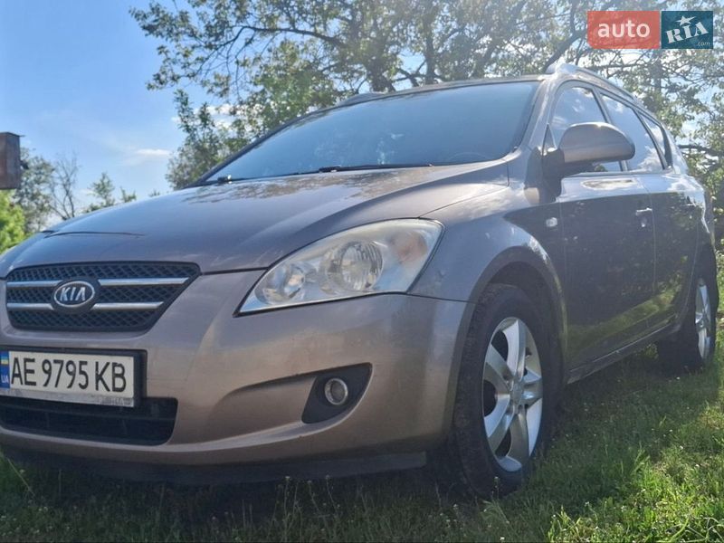 Универсал Kia Ceed 2008 в Днепре