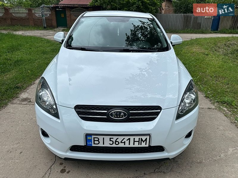 Хетчбек Kia Ceed 2008 в Полтаві