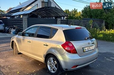 Хэтчбек Kia Ceed 2008 в Белогородке