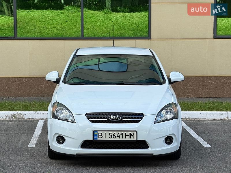 Хетчбек Kia Ceed 2008 в Харкові