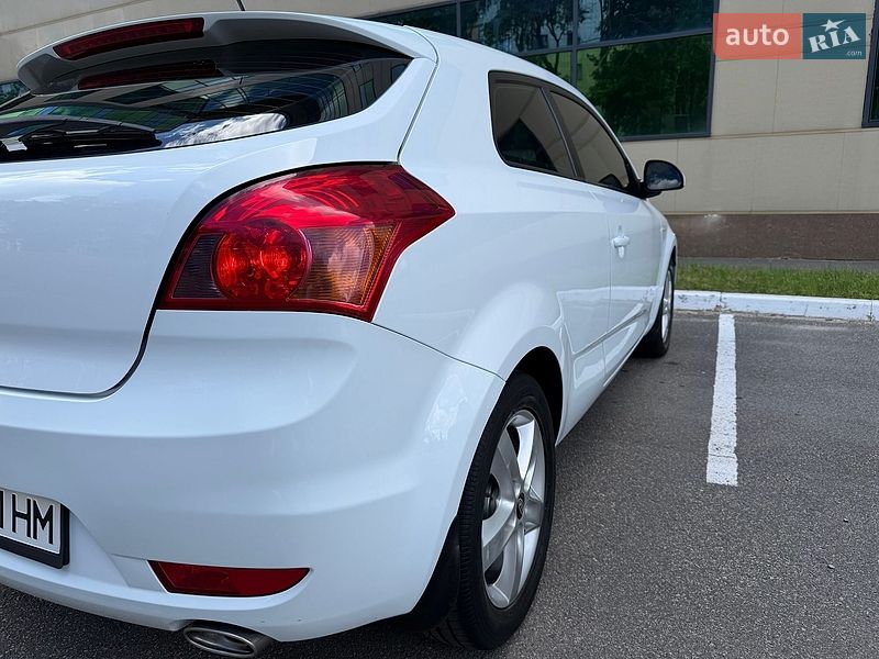 Хетчбек Kia Ceed 2008 в Харкові