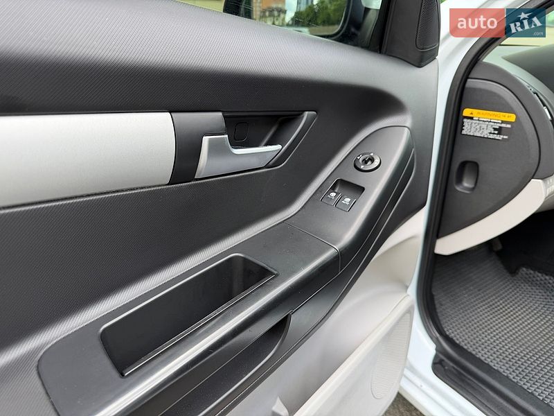 Хетчбек Kia Ceed 2008 в Харкові
