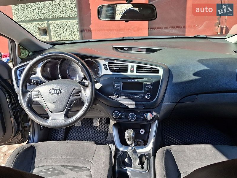 Универсал Kia Ceed 2012 в Львове