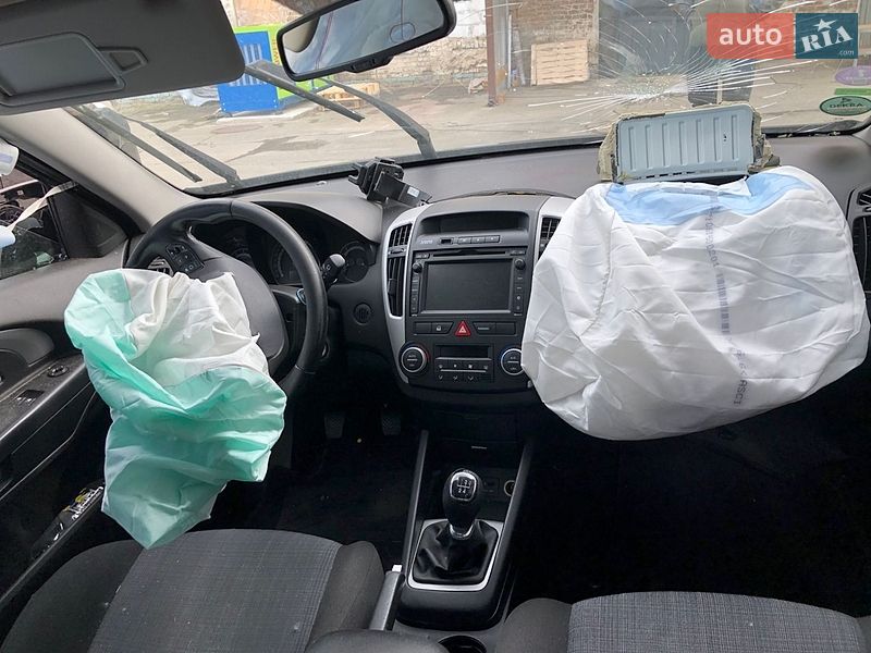 Универсал Kia Ceed 2009 в Киеве